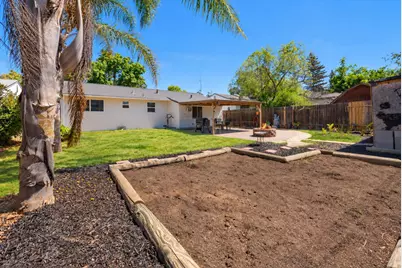 2100 Bowling Green Drive, Sacramento, CA 95825 - Photo 20
