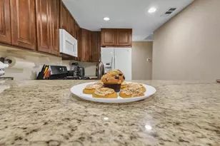 5252 Ardelle Ave, Stockton, CA 95215 - Photo 18