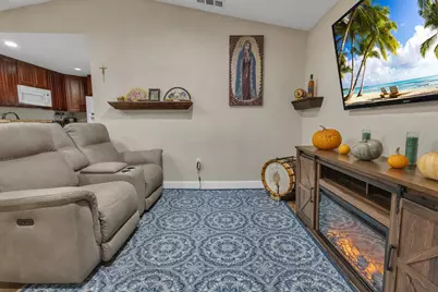 5252 Ardelle Avenue, Stockton, CA 95215 - Photo 10