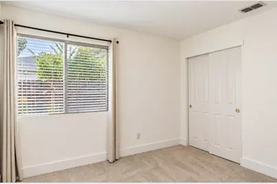 10064 Oglethorpe Way, Elk Grove, CA 95624 - Photo 22