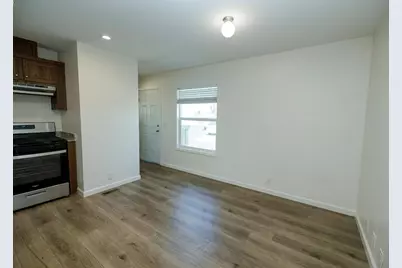 E F Street #4, Oakdale, CA 95361 - Photo 6
