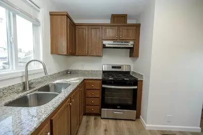 E F Street #4, Oakdale, CA 95361 - Photo 4