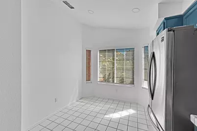 6507 Shasta Creek Way, Elk Grove, CA 95758 - Photo 8