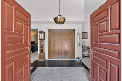 6370 Havenside Drive, Sacramento, CA 95831 - Photo 6