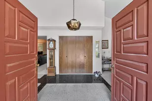 6370 Havenside Dr, Sacramento, CA 95831 - Photo 6