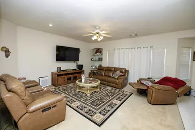 2889 E Doral Way, Turlock, CA 95382 - Photo 8