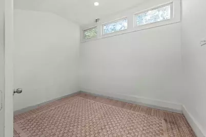 3300 27th Ave, Sacramento, CA 95820 - Photo 12
