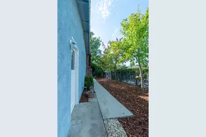 9050 Vista Del Rio Avenue, Fair Oaks, CA 95628 - Photo 34