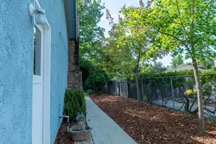 9050 Vista Del Rio Ave, Fair Oaks, CA 95628 - Photo 34