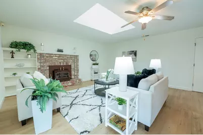 9050 Vista Del Rio Avenue, Fair Oaks, CA 95628 - Photo 18