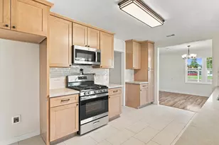 1438 W 19th St, Merced, CA 95340 - Photo 12