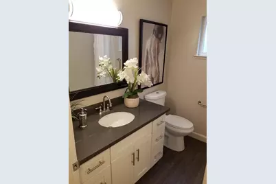 2412 Q Street, Sacramento, CA 95816 - Photo 8