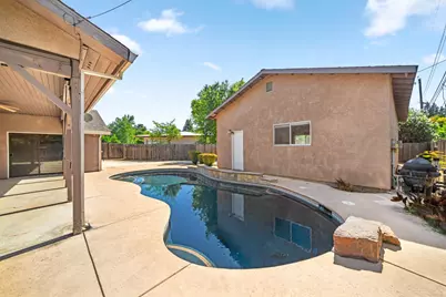 3077 Bertis Drive, Sacramento, CA 95821 - Photo 2