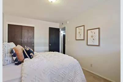 8204 Richland Way, Stockton, CA 95209 - Photo 22
