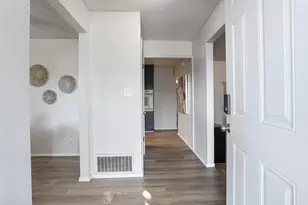 8204 Richland Way, Stockton, CA 95209 - Photo 4