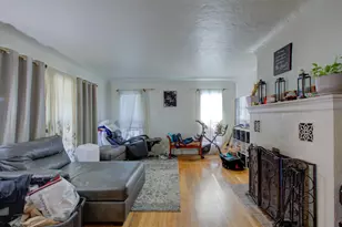 420 W 19th St, Merced, CA 95340 - Photo 2