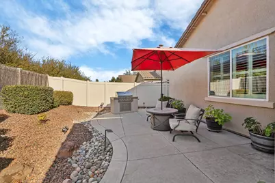 1379 Mill Run Court, Manteca, CA 95336 - Photo 4