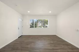 2190 Meadowglen Ave, Sacramento, CA 95832 - Photo 4