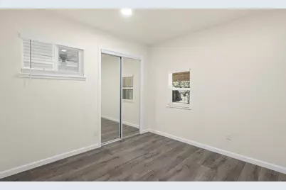 2190 Meadowglen Avenue, Sacramento, CA 95832 - Photo 12