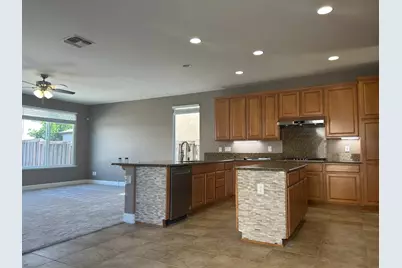 17124 Golden Spike Trail, Lathrop, CA 95330 - Photo 6