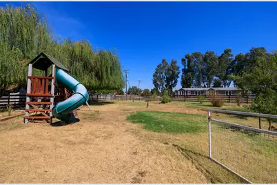 477 N Hewitt Road, Linden, CA 95236 - Photo 42