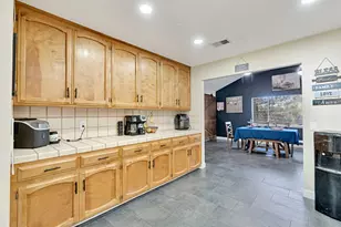 18654 Ridgedale Dr, Madera, CA 93638 - Photo 10