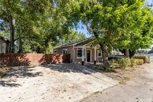 344 B St, Yuba City, CA 95991 - Photo 1