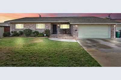 19 N Wellington Way, Lodi, CA 95242 - Photo 2