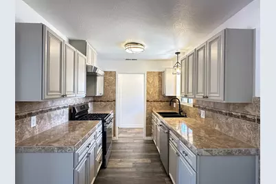4537 Engle Road, Sacramento, CA 95821 - Photo 12