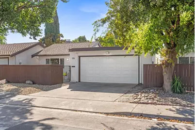 305 Del Prado Court, Modesto, CA 95354 - Photo 2