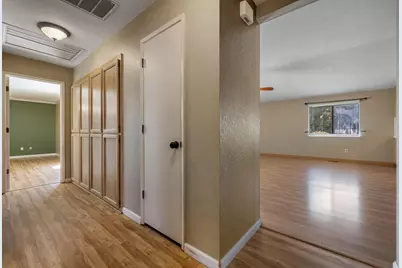 2 N Pinewood Court, Lodi, CA 95242 - Photo 18