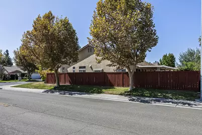 9904 River Oaks Drive, Stockton, CA 95209 - Photo 46