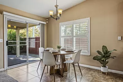 9904 River Oaks Drive, Stockton, CA 95209 - Photo 16