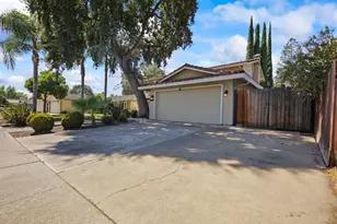 911 Graywood Cir, Stockton, CA 95209 - Photo 8