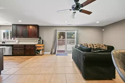 911 Graywood Circle, Stockton, CA 95209 - Photo 16