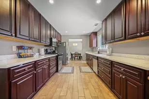 911 Graywood Cir, Stockton, CA 95209 - Photo 14