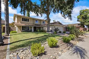 911 Graywood Cir, Stockton, CA 95209 - Photo 2