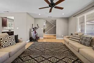 911 Graywood Cir, Stockton, CA 95209 - Photo 6