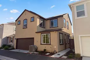 1687 Pena Ln, Woodland, CA 95776 - Photo 6