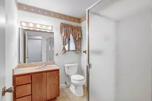 8779 Aquarius Ave, Elk Grove, CA 95624 - Photo 22