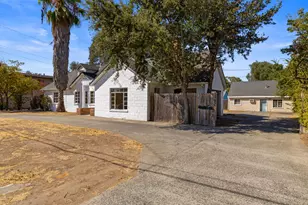 1241 Arcade Blvd, Sacramento, CA 95815 - Photo 4