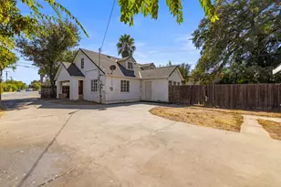1241 Arcade Blvd, Sacramento, CA 95815 - Photo 46