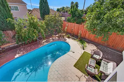 8095 Calle Royale Way, Sacramento, CA 95823 - Photo 20