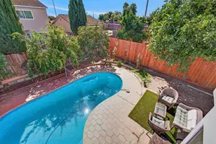 8095 Calle Royale Way, Sacramento, CA 95823 - Photo 20