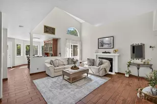 8095 Calle Royale Way, Sacramento, CA 95823 - Photo 4