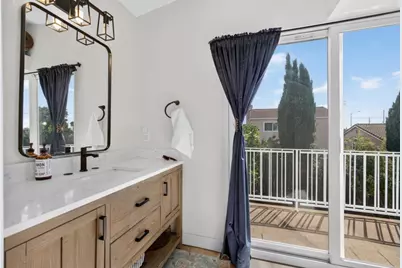 8095 Calle Royale Way, Sacramento, CA 95823 - Photo 18