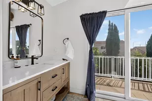 8095 Calle Royale Way, Sacramento, CA 95823 - Photo 18