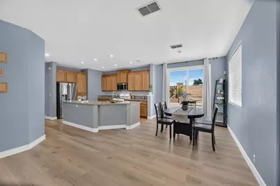 7993 Windgate Way, Sacramento, CA 95828 - Photo 8