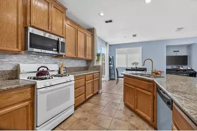 7993 Windgate Way, Sacramento, CA 95828 - Photo 16