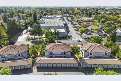 5201 Laguna Oaks Drive #13, Elk Grove, CA 95758 - Photo 30